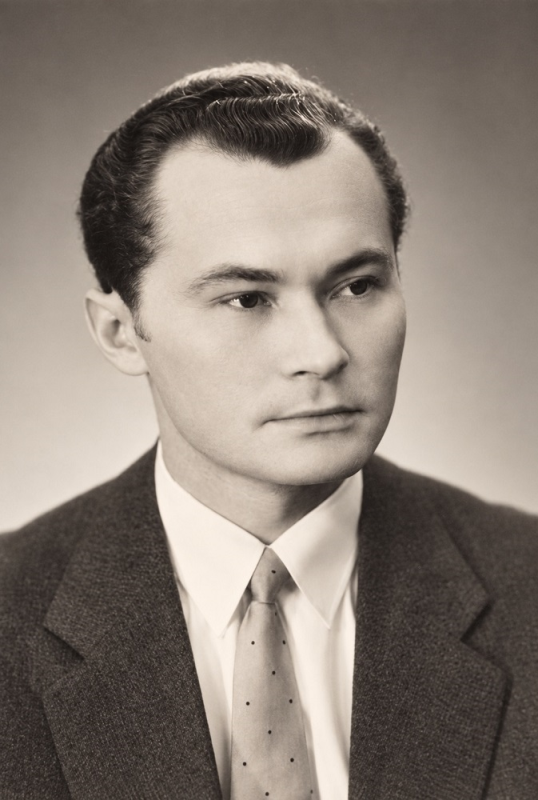 File:Aren, Väino (allikas Eesti Rahva Muuseum).jpg